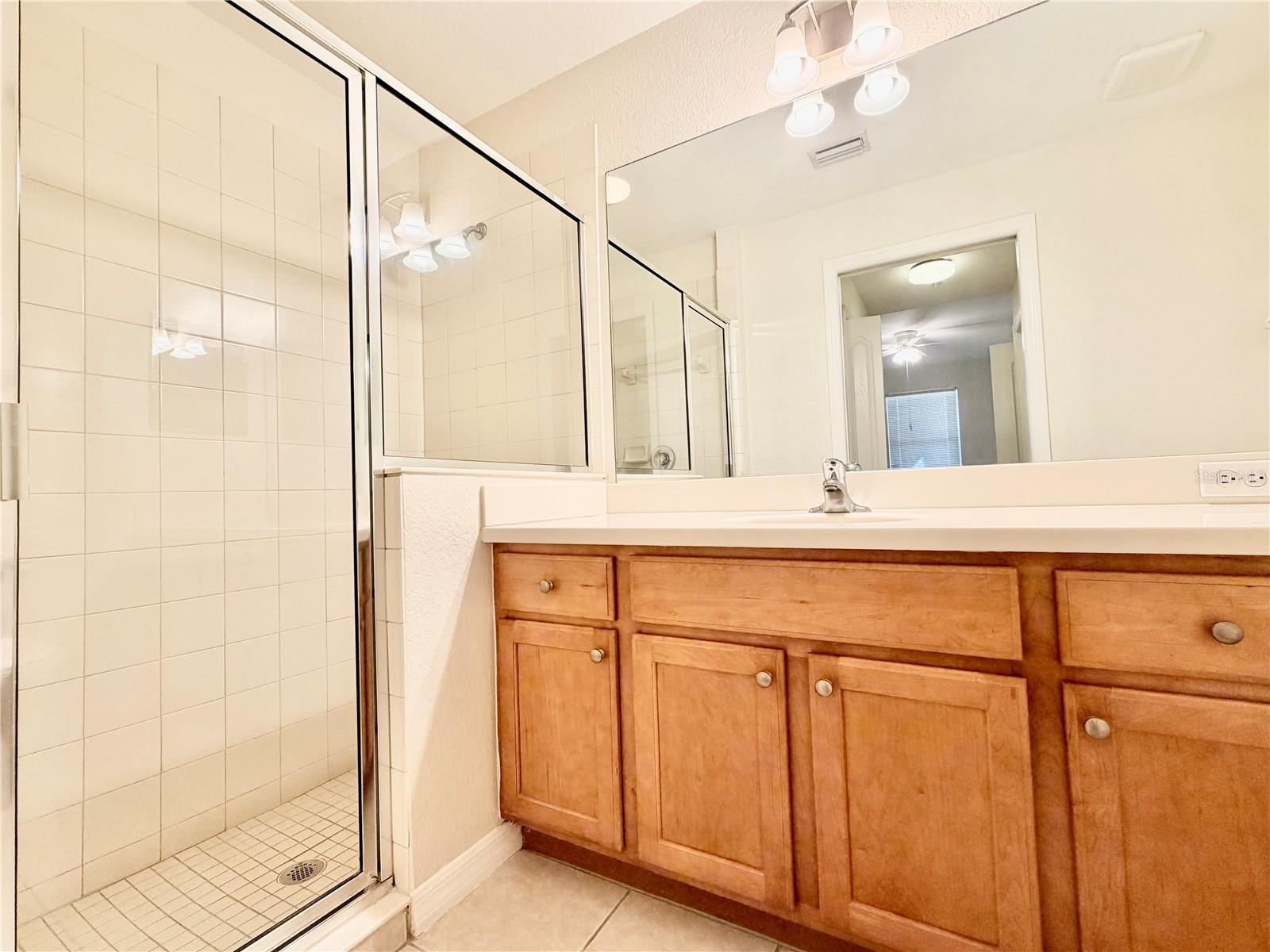 STONE HARBOUR I - Residential Lease