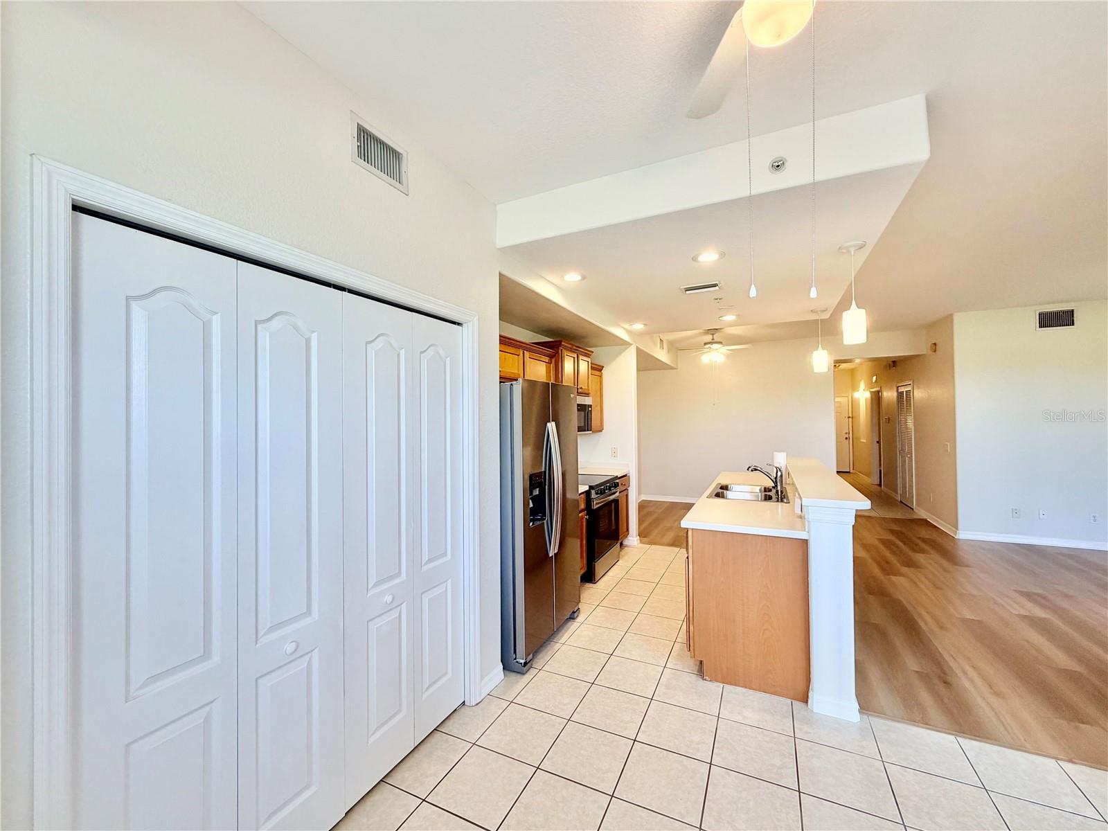 STONE HARBOUR I - Residential Lease