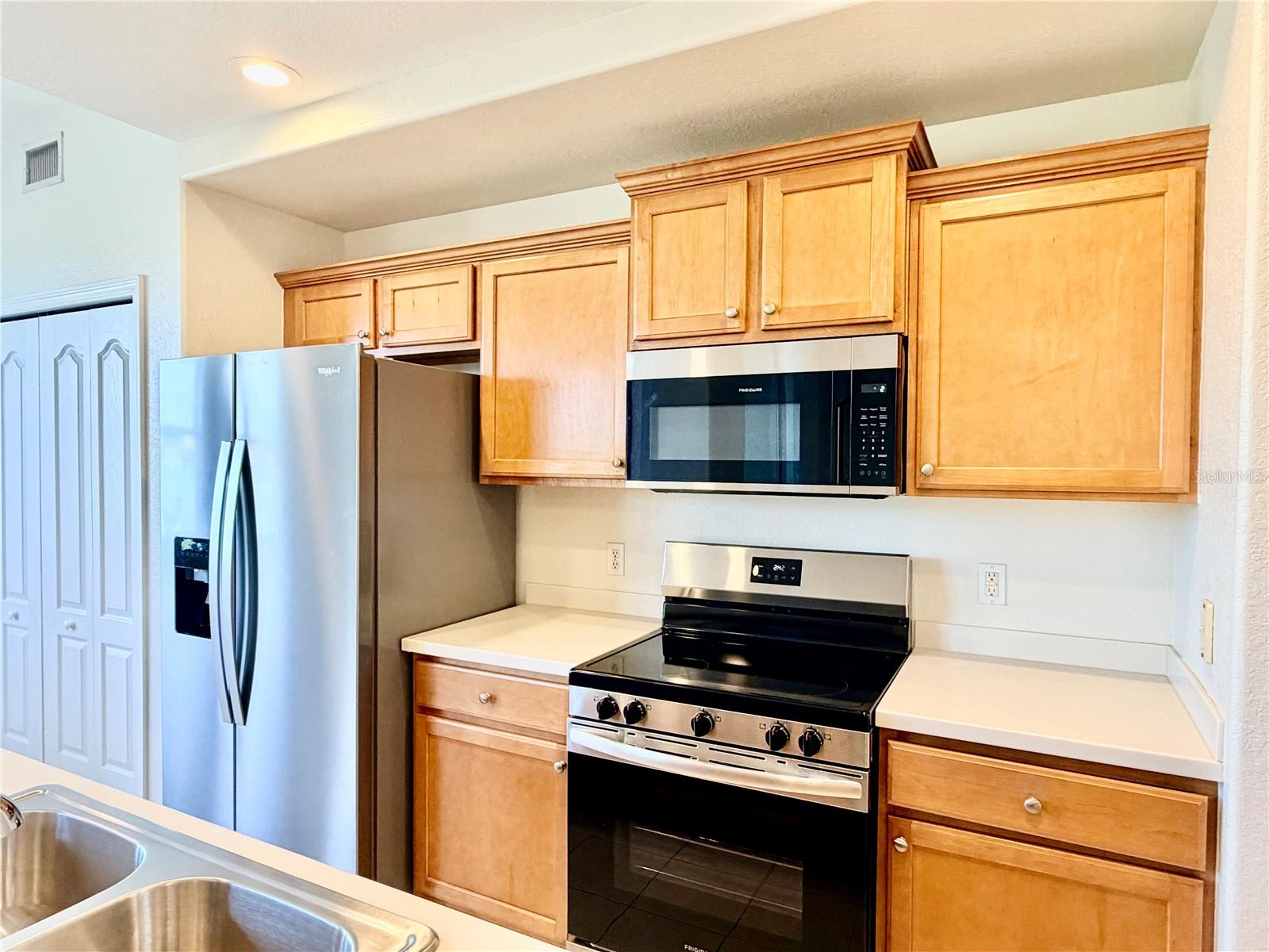 STONE HARBOUR I - Residential Lease