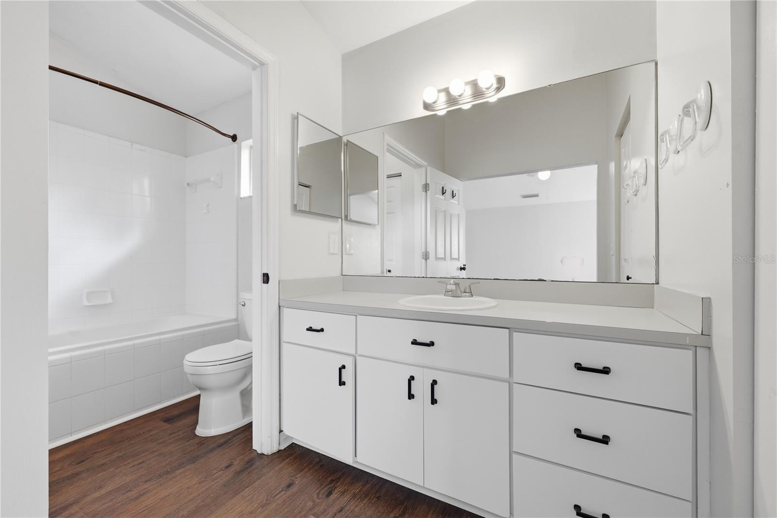 CAPRI CLUSTER PH I - Residential