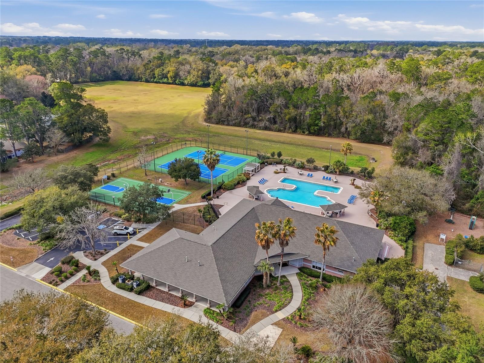 CAPRI CLUSTER PH I - Residential