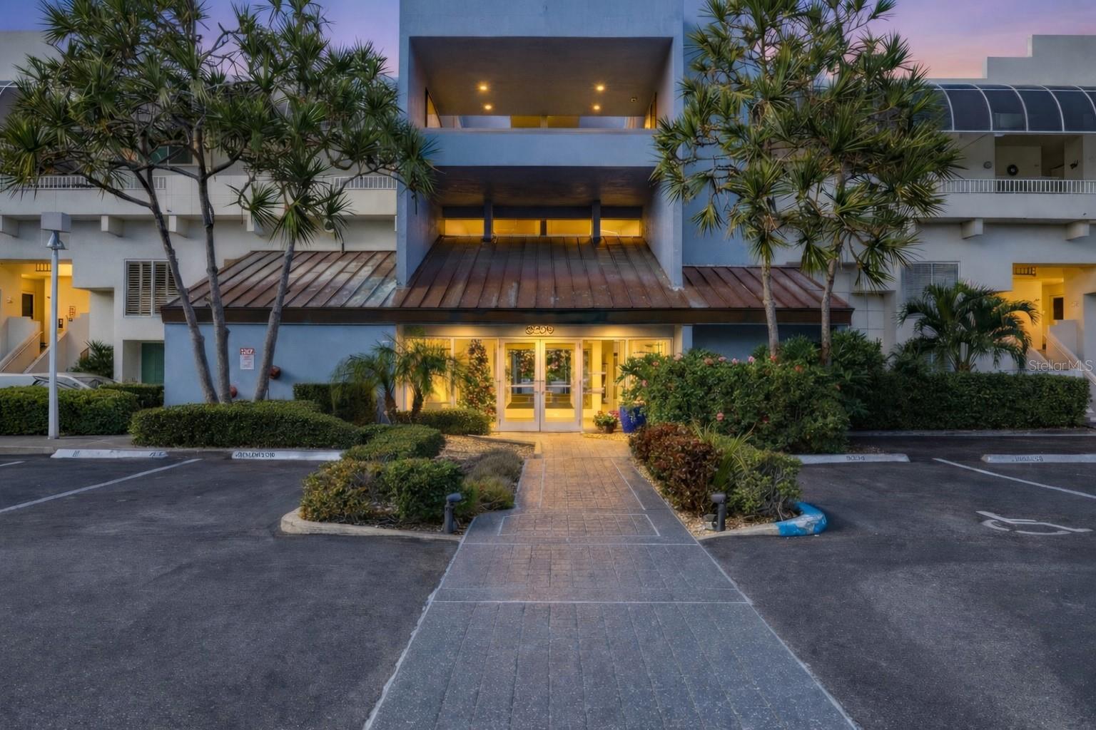 5279 ISLA KEY BOULEVARD S 417