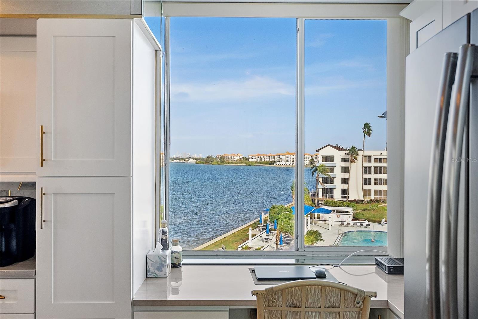 ISLA KEY CONDO - Residential