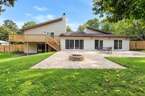 612 Nw 101st Street, Gainesville, FL 32607