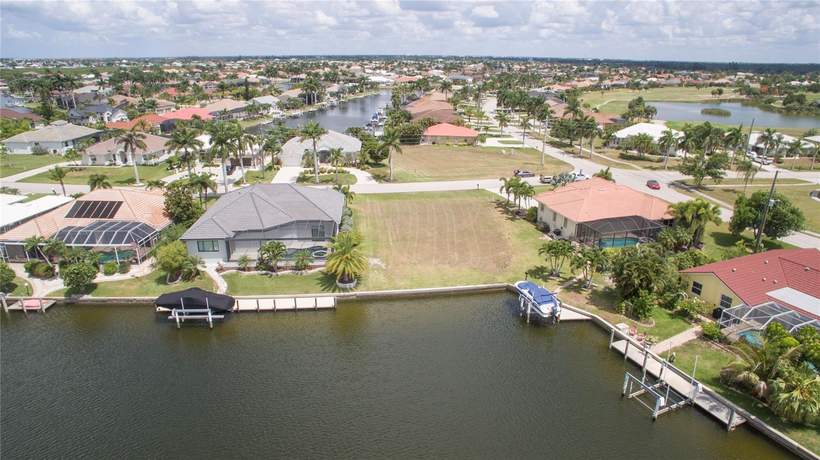 PUNTA GORDA ISLES SEC 15 - Land