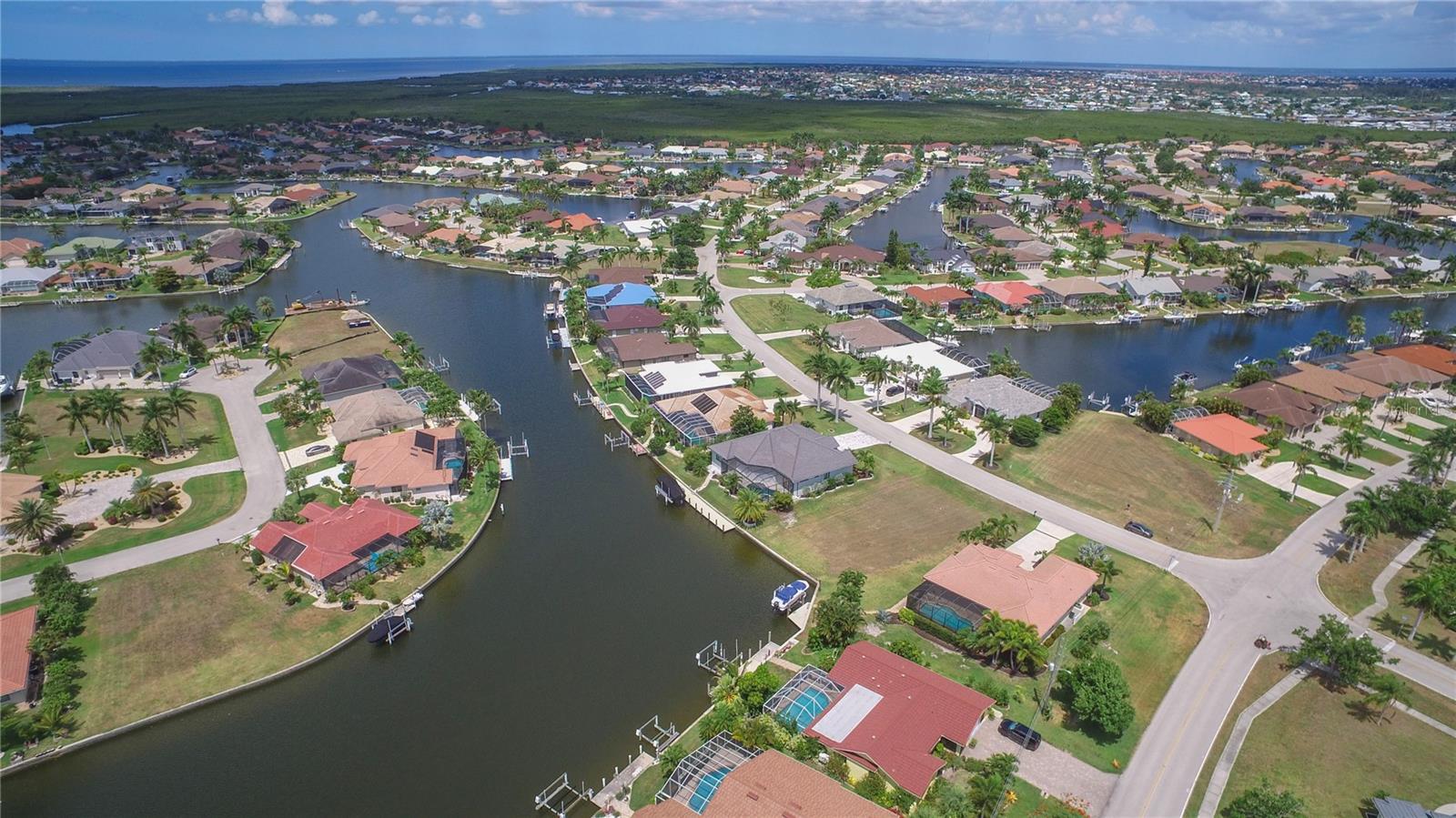PUNTA GORDA ISLES SEC 15 - Land