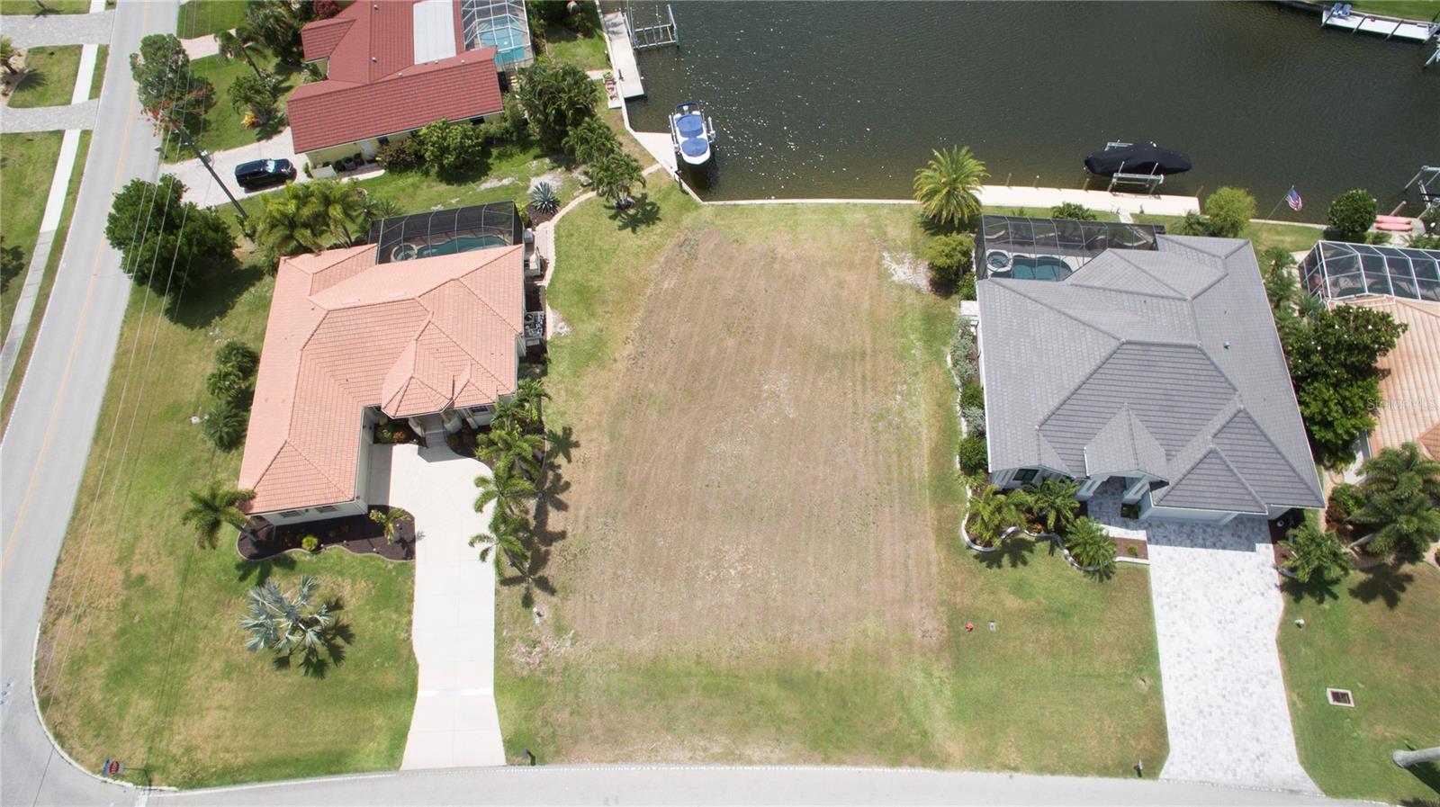 PUNTA GORDA ISLES SEC 15 - Land