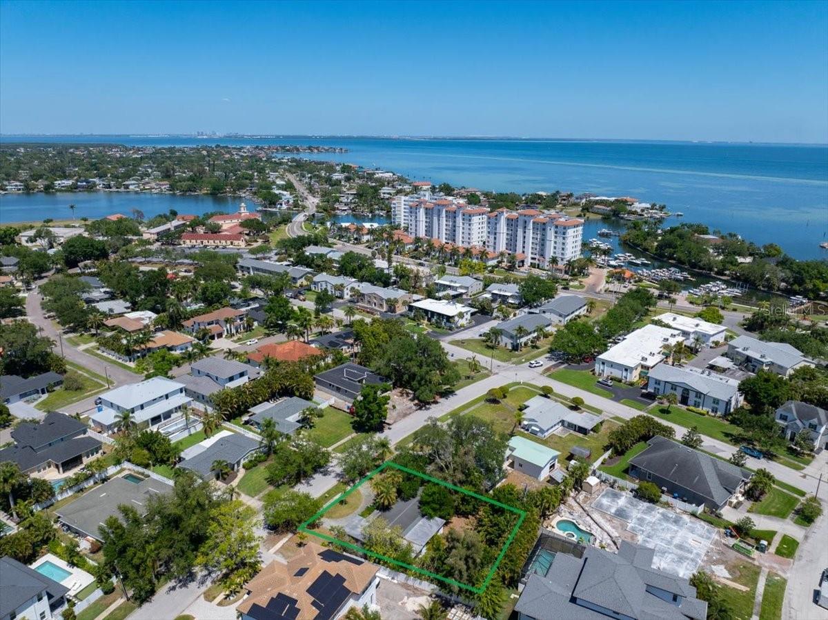 459 BAYVIEW DRIVE NE