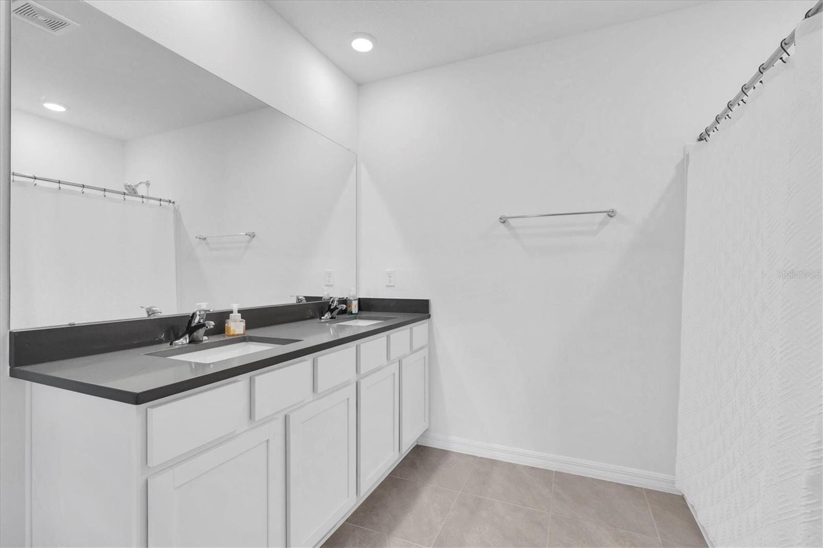 AVALON PARK WEST-NORTH PH 2 4-7 - Residential