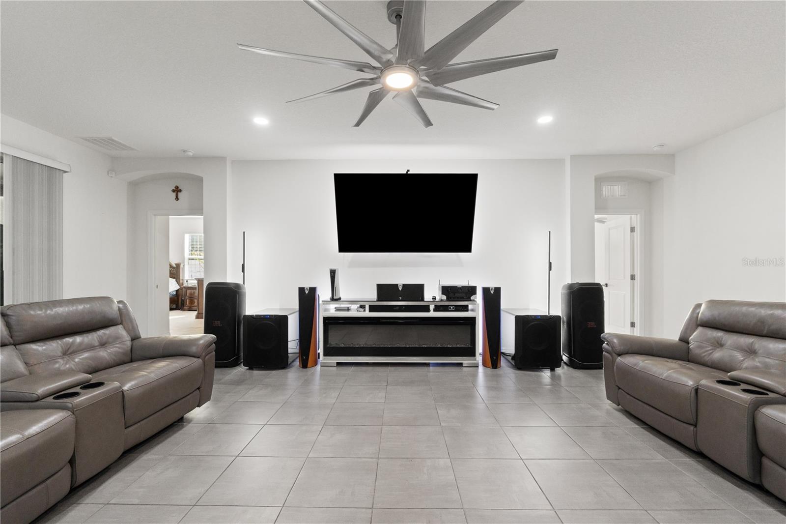 BARRINGTON AT STERLING HILLS UNIT 2 - Residential