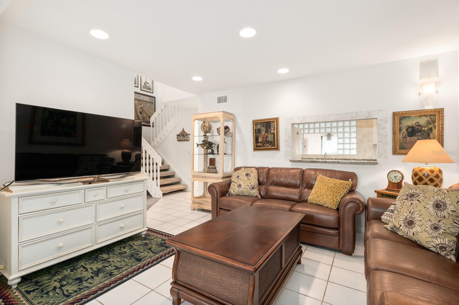 PELICAN COVE V - Residential