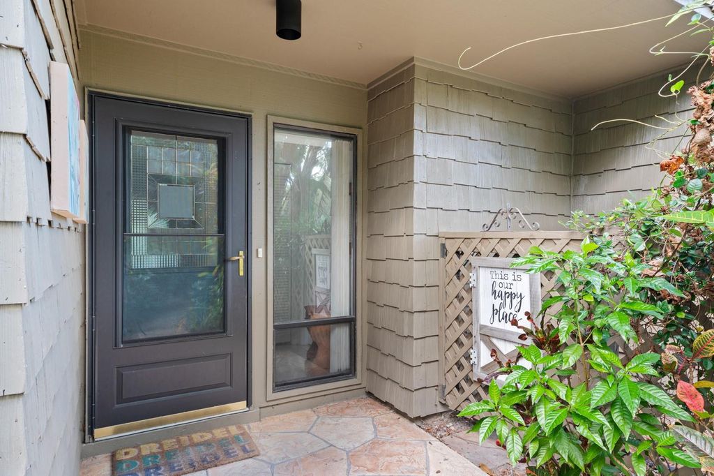 Photo of 1704 Pelican Cove Road #T138, Sarasota, FL 34231 (MLS # A4669335)