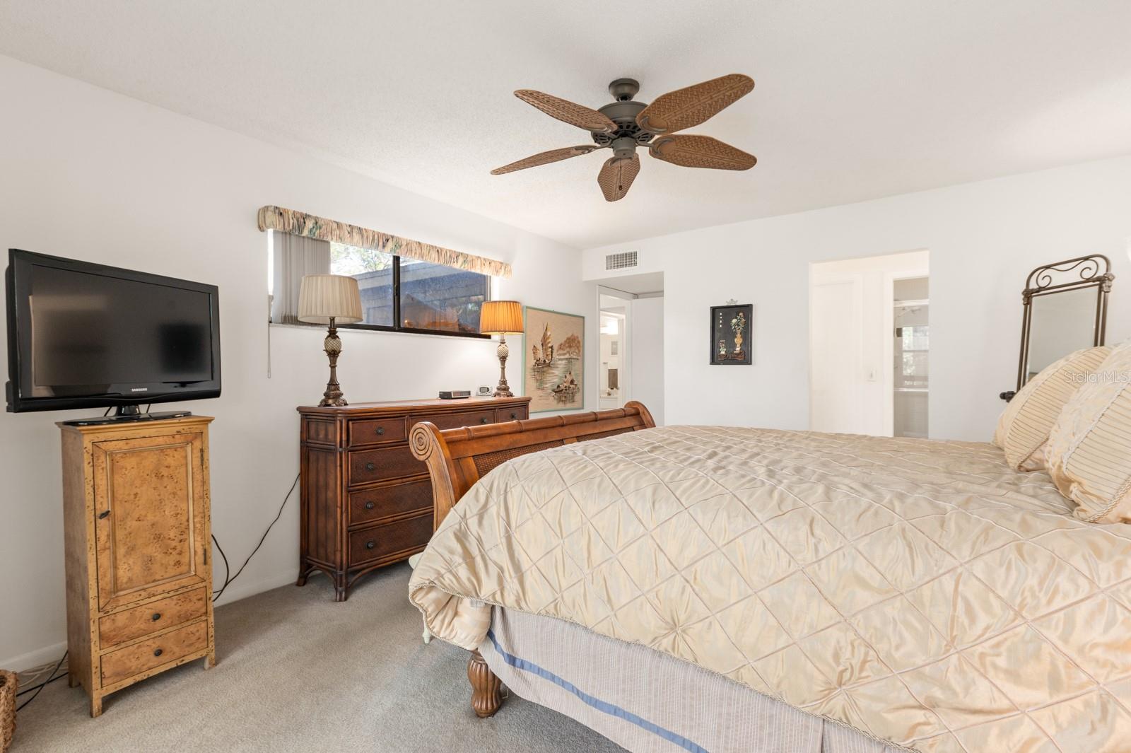 PELICAN COVE V - Residential