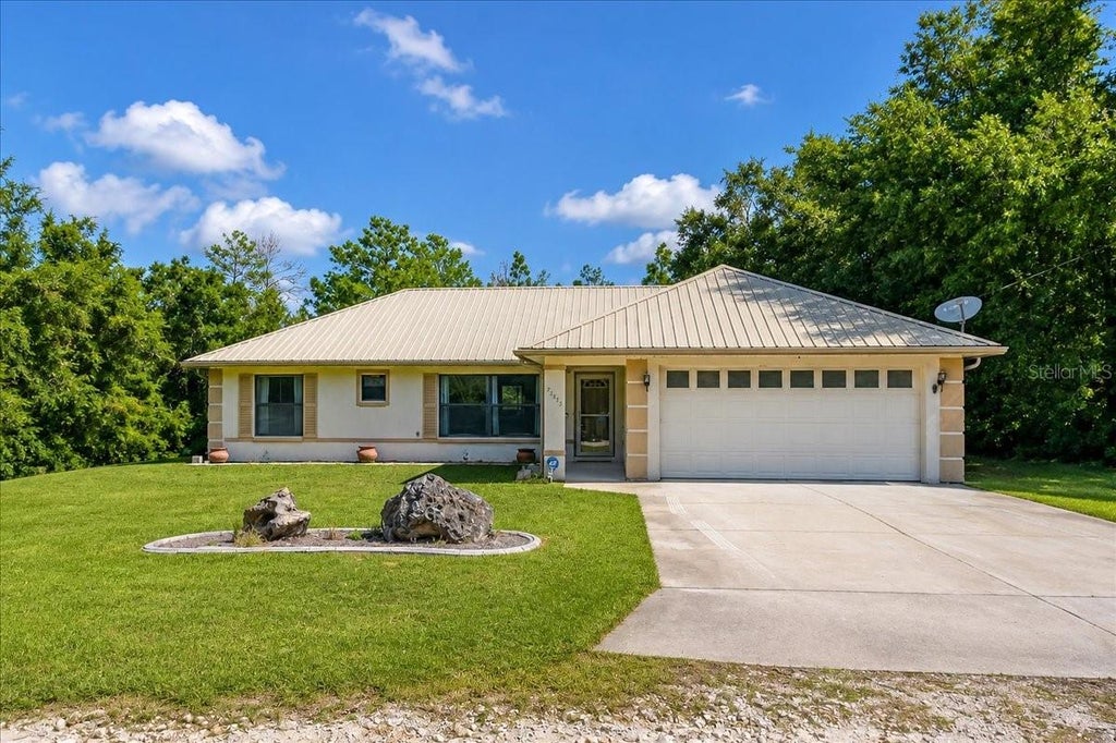 Photo of 21875 NE 135th Lane, Fort Mccoy, FL 32134 (MLS # OM730230)