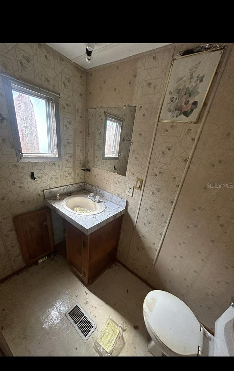 ZEPHYRHILLS COLONY CO - Residential