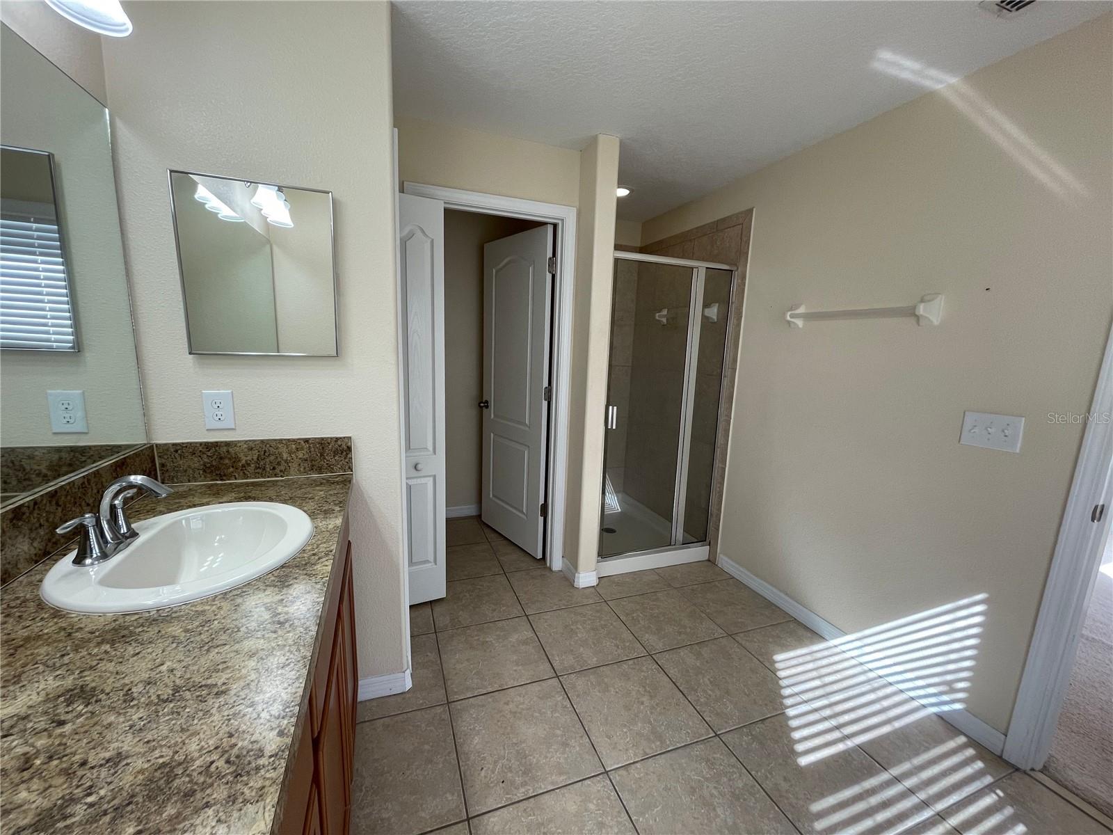 SAVANNAH LNDGS - Residential Lease