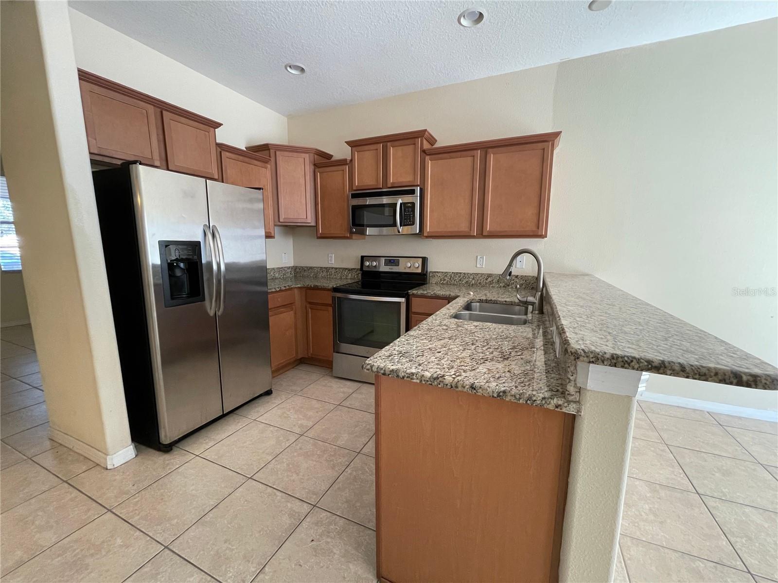 SAVANNAH LNDGS - Residential Lease