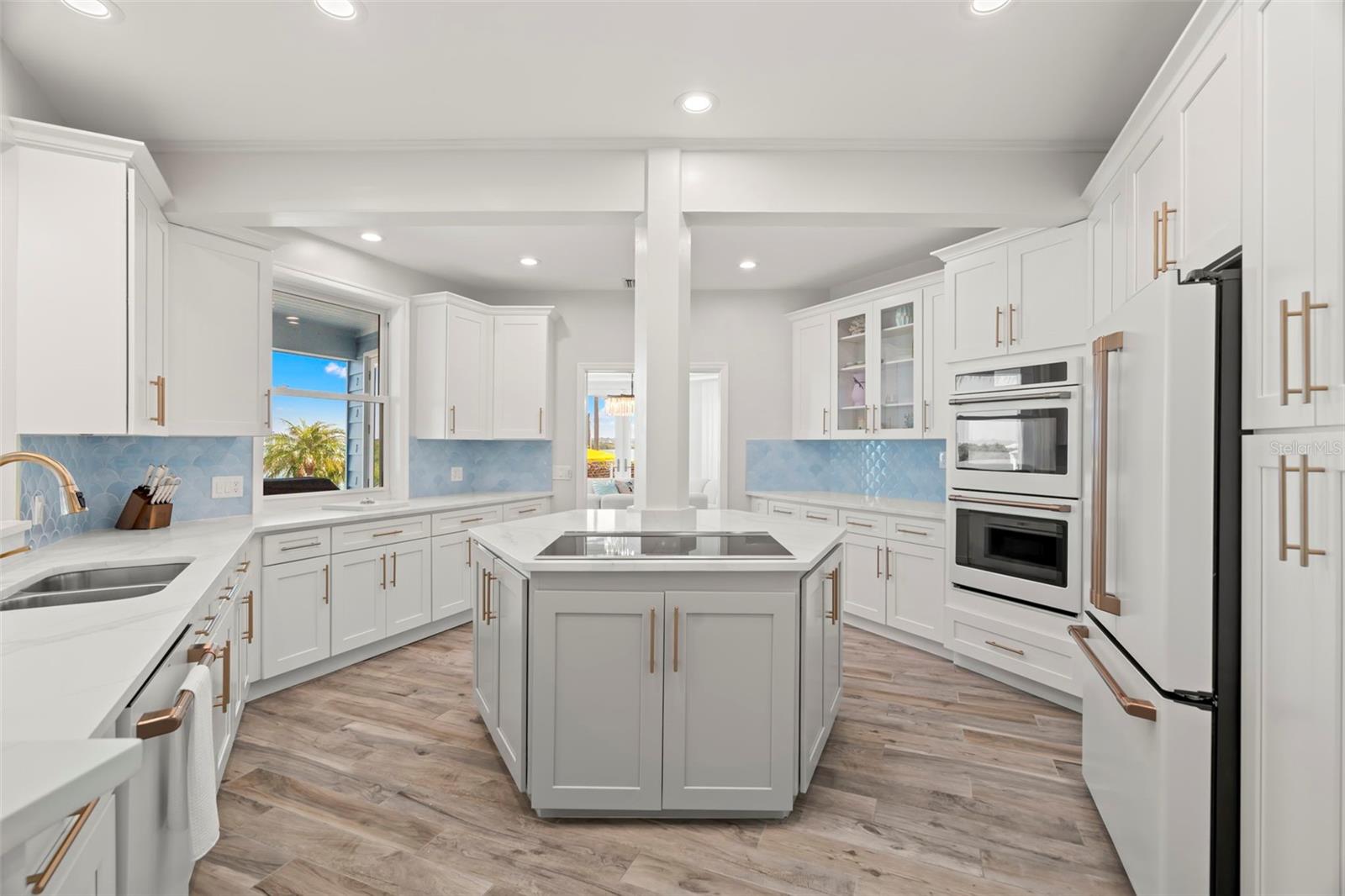 BAYSIDE SUB 4 - Residential