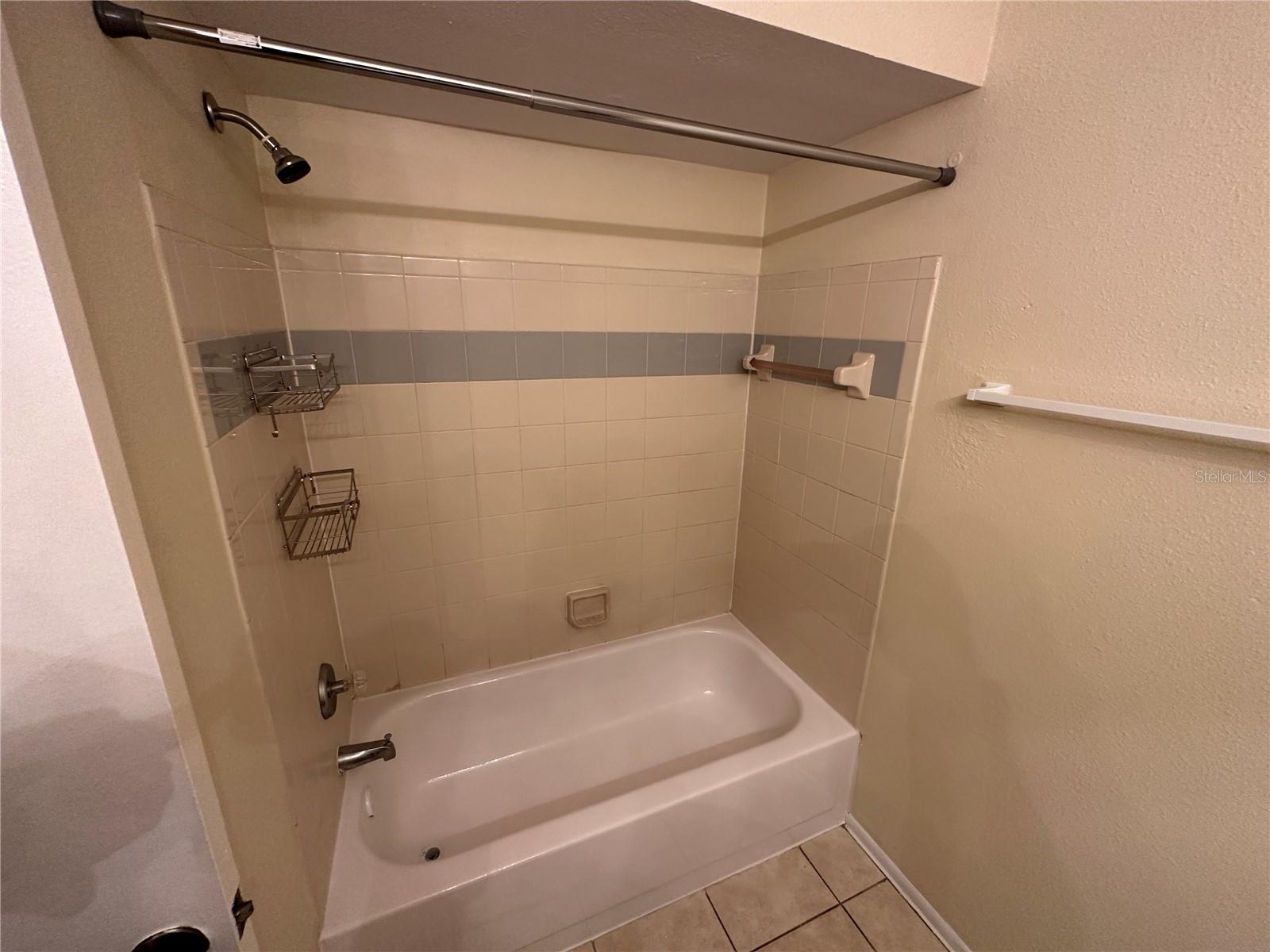 PLAZA/MILLENIUM - Residential Lease