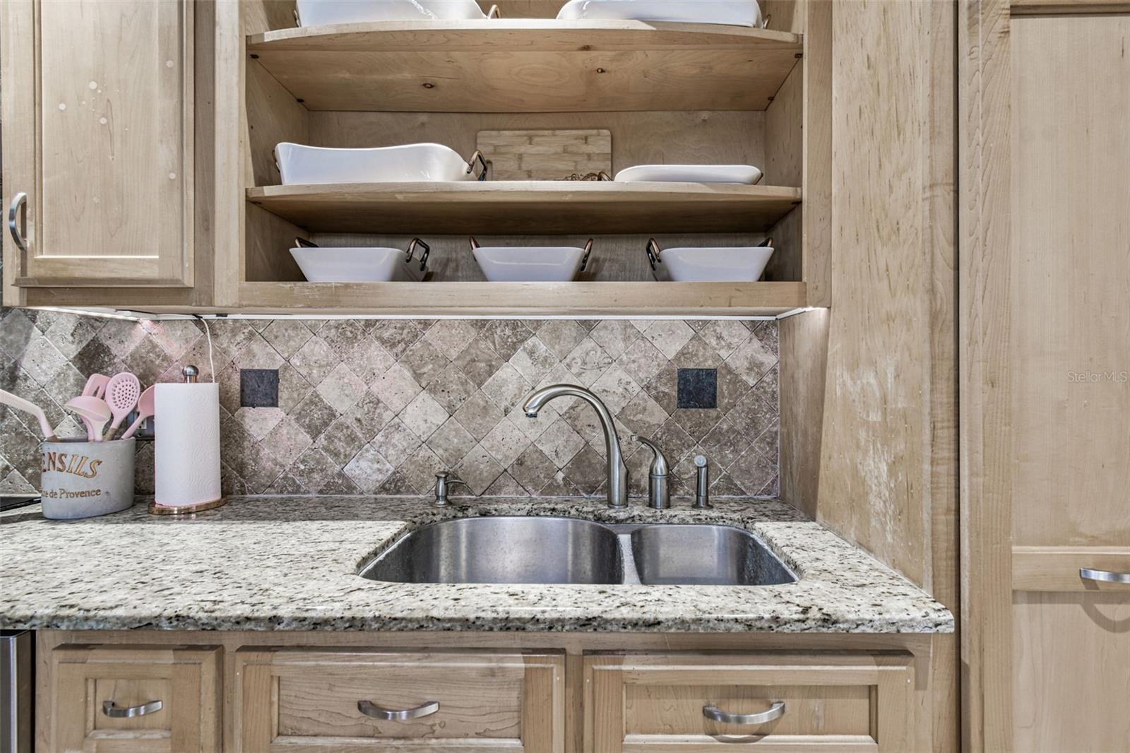 TEMPLE TERRACE ESTATES - Residential