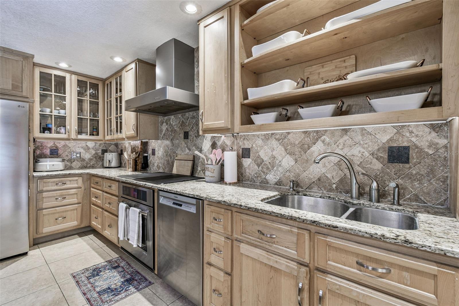 TEMPLE TERRACE ESTATES - Residential