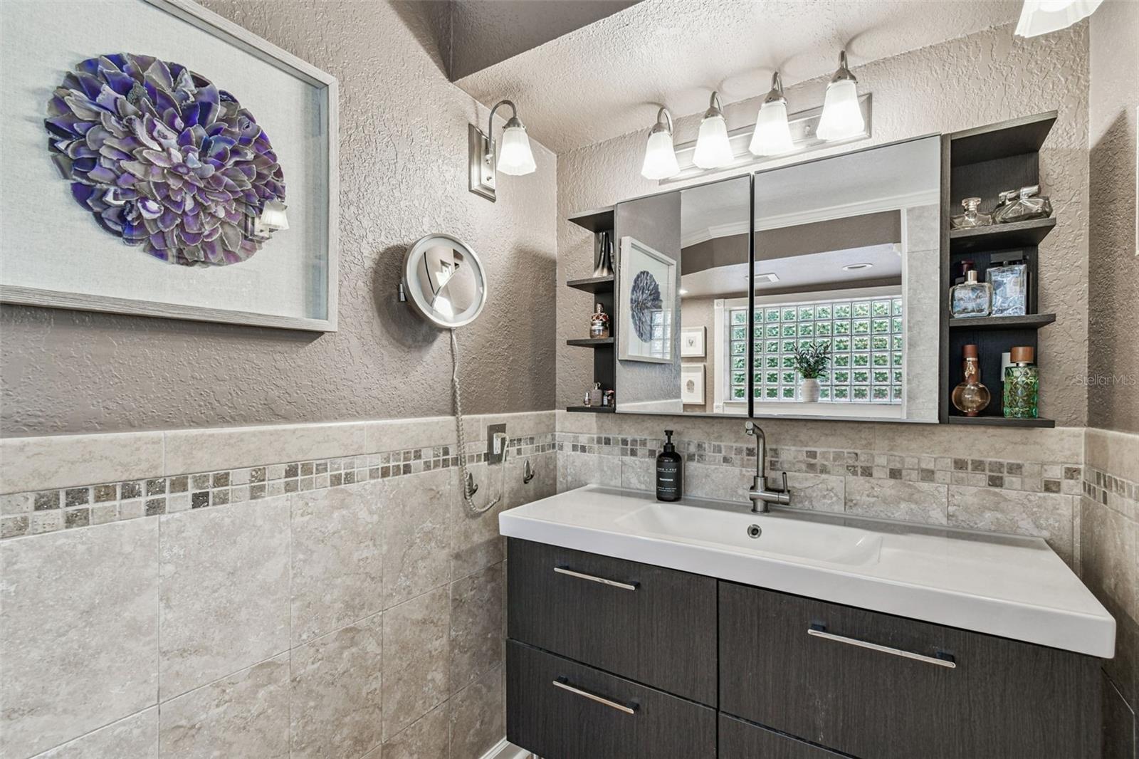 TEMPLE TERRACE ESTATES - Residential