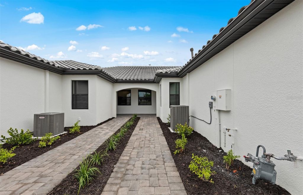 Photo of 14296 Eagle Branch Drive, Nokomis, FL 34275 (MLS # TB8496681)