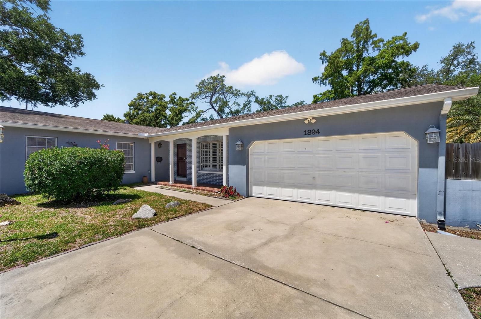 OAK PARK ESTATES 2ND ADD - Residential