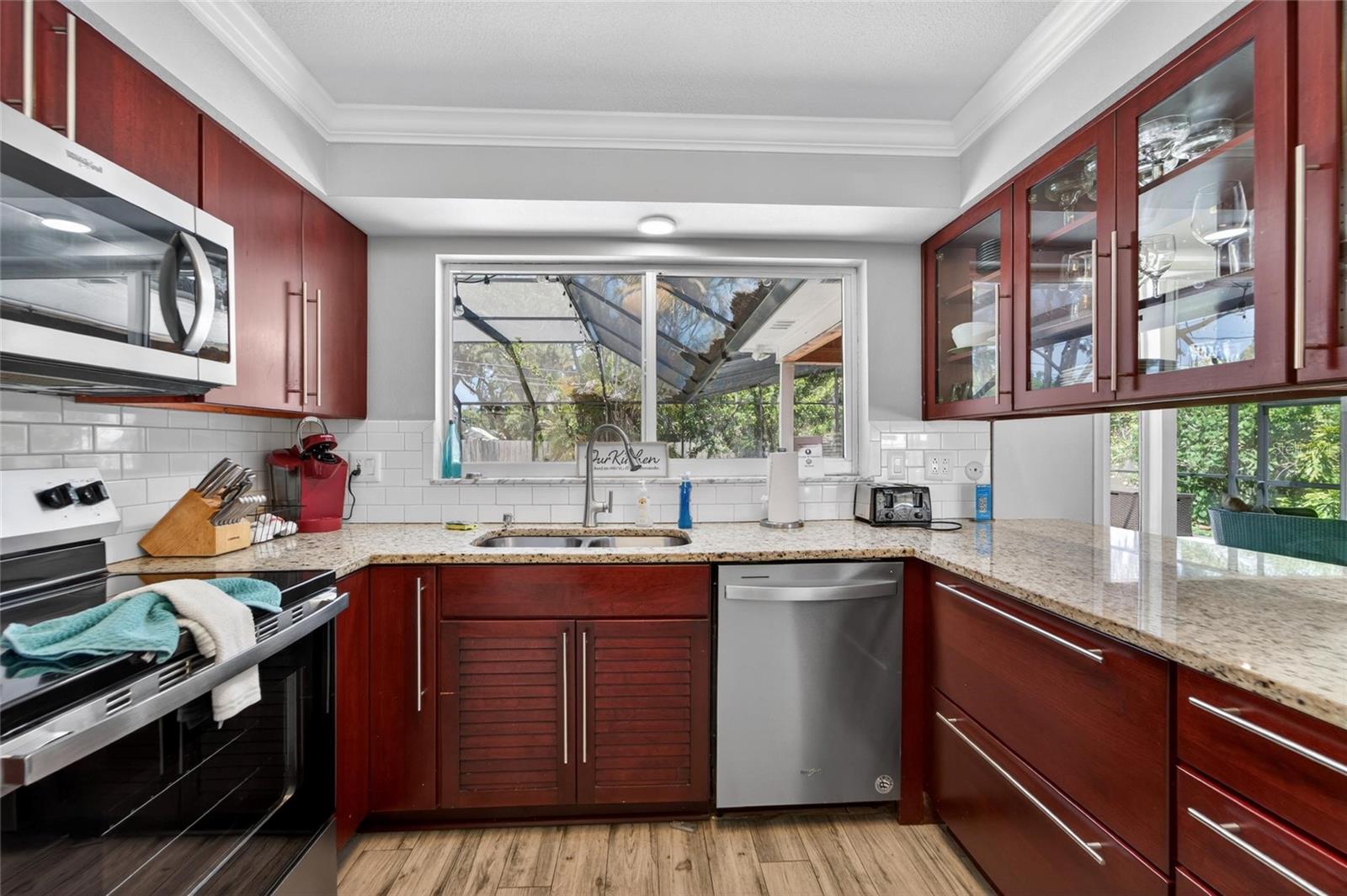 OAK PARK ESTATES 2ND ADD - Residential