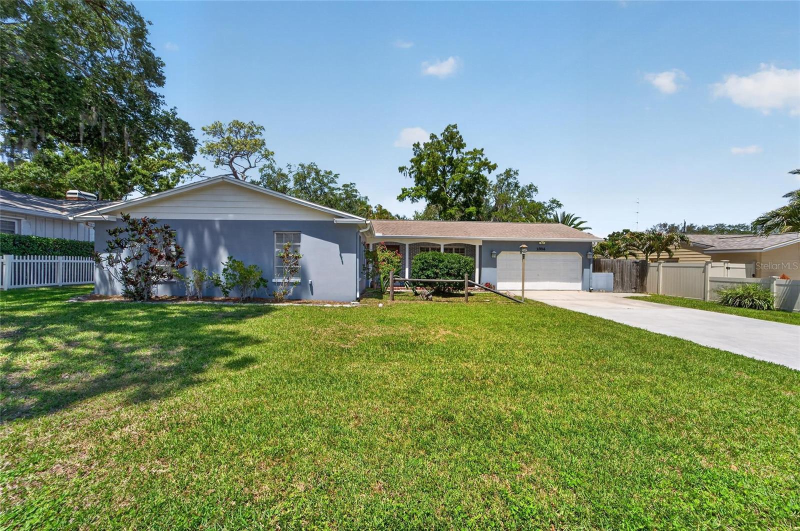 OAK PARK ESTATES 2ND ADD - Residential