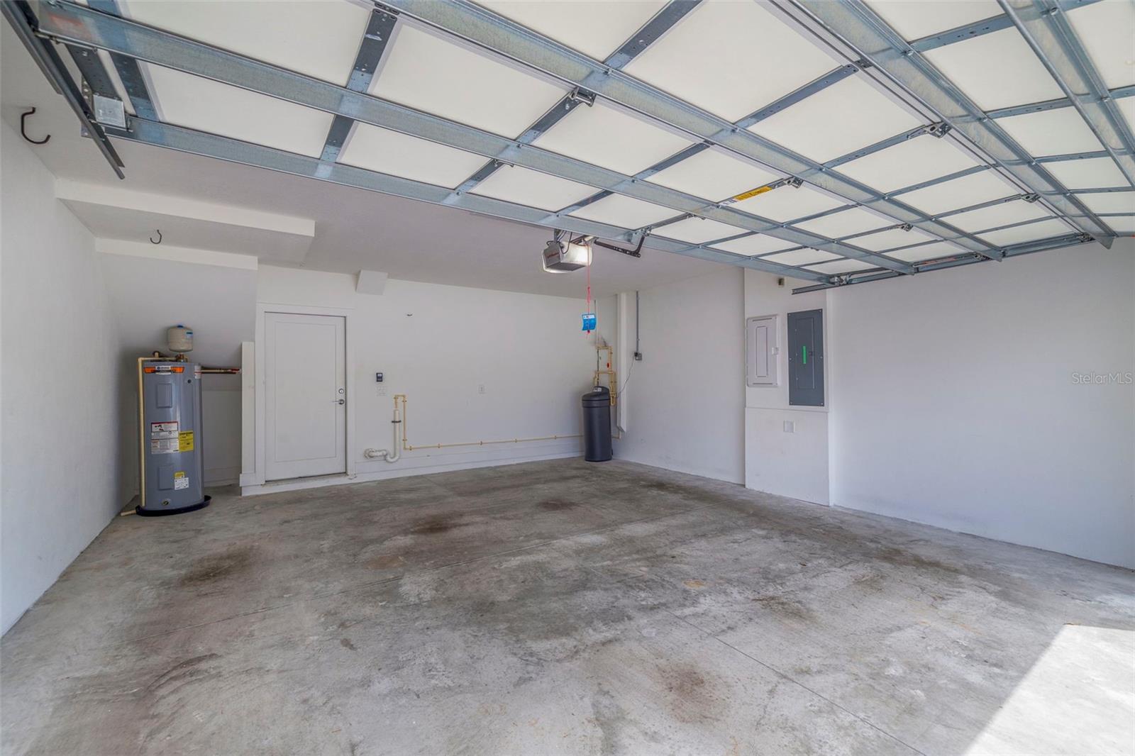 UPTOWN KENWOOD - Residential Lease