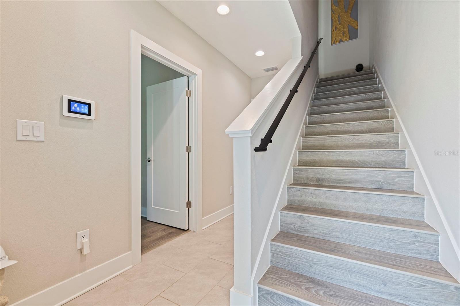 UPTOWN KENWOOD - Residential Lease