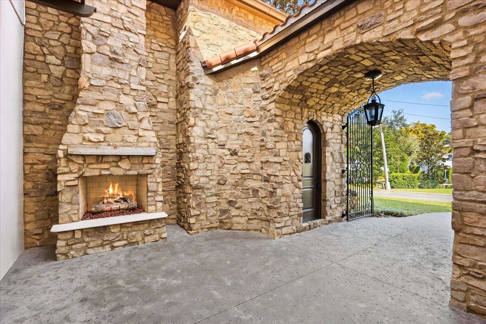 1401 GREEN COVE ROAD