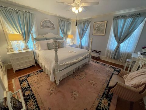 Tiny photo for 347 E 3rd Avenue, Mount Dora, FL 32757 (MLS # V4947879)