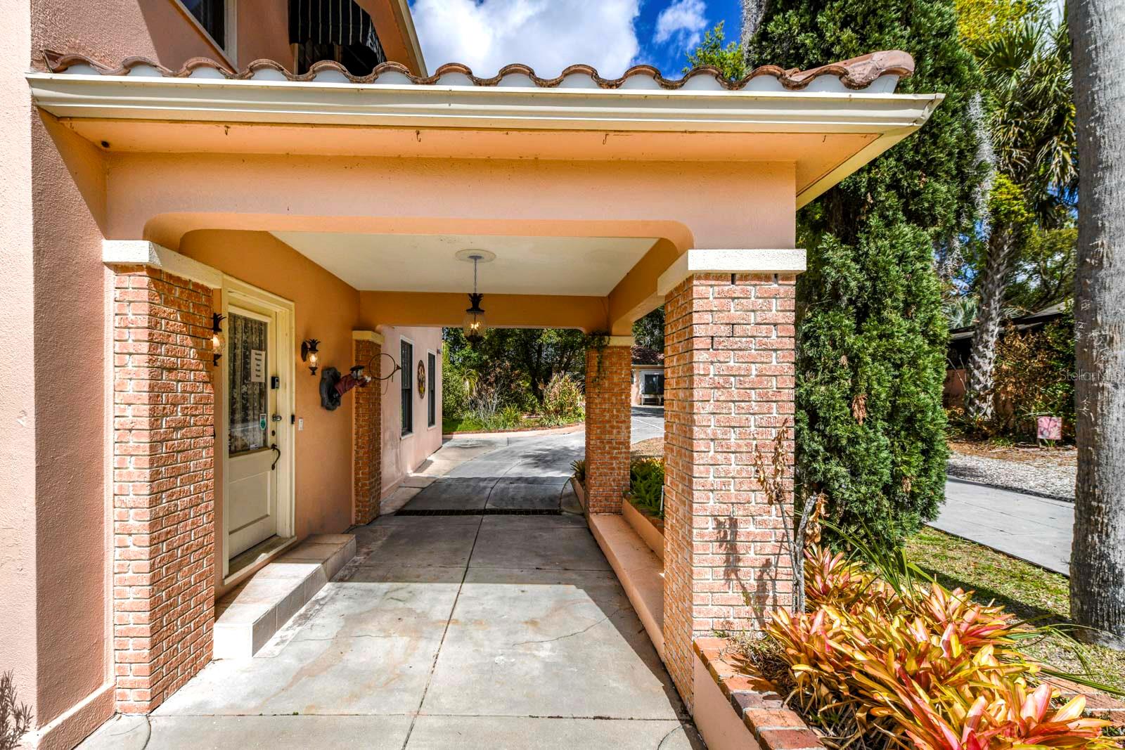 MOUNT DORA TREMAINS - Residential