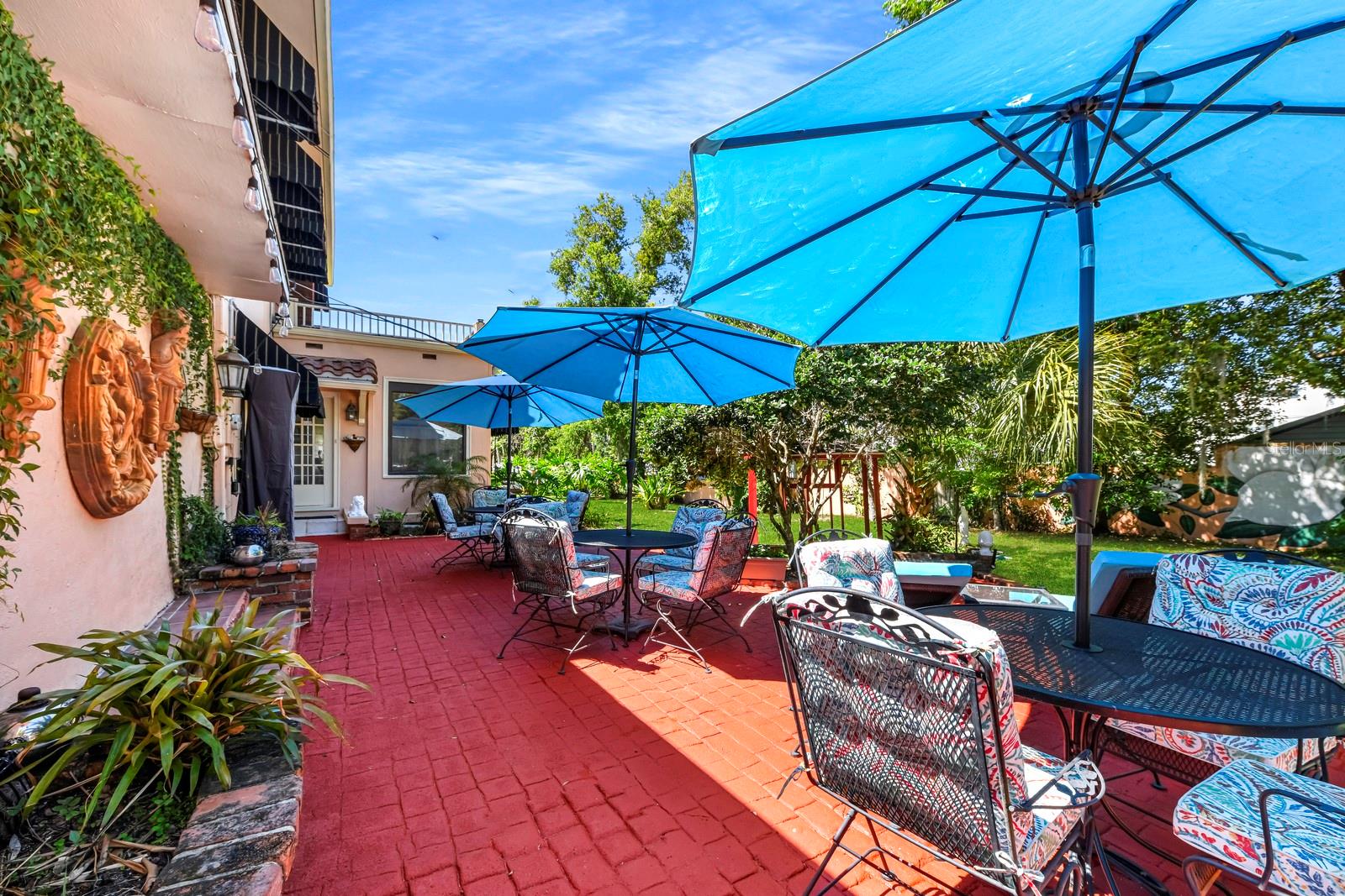MOUNT DORA TREMAINS - Residential