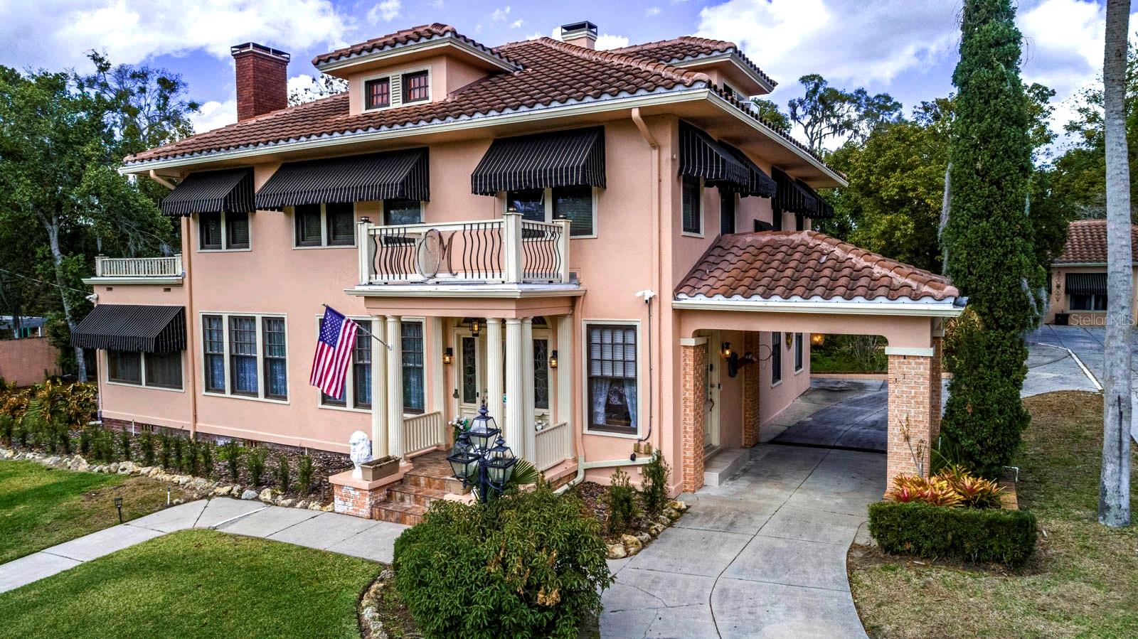 MOUNT DORA TREMAINS - Residential