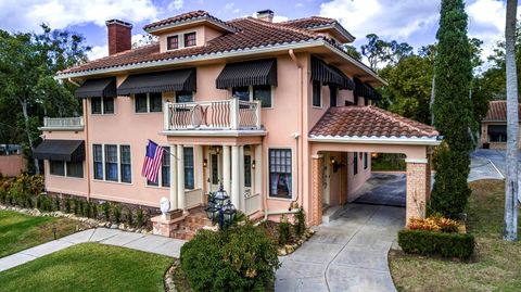 Photo of 347 E 3rd Avenue, Mount Dora, FL 32757 (MLS # V4947879)