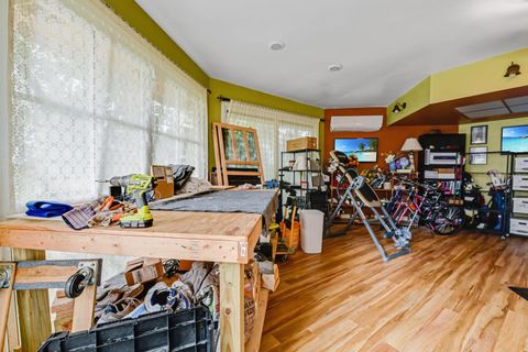 Tiny photo for 347 E 3rd Avenue, Mount Dora, FL 32757 (MLS # V4947879)