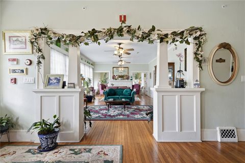 Tiny photo for 347 E 3rd Avenue, Mount Dora, FL 32757 (MLS # V4947879)