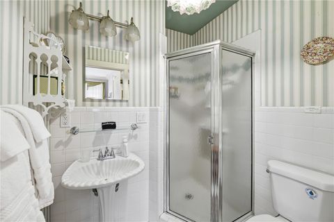 Tiny photo for 347 E 3rd Avenue, Mount Dora, FL 32757 (MLS # V4947879)