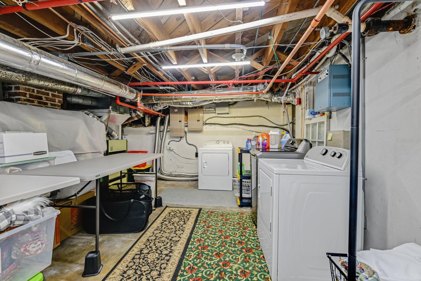 MOUNT DORA TREMAINS - Residential