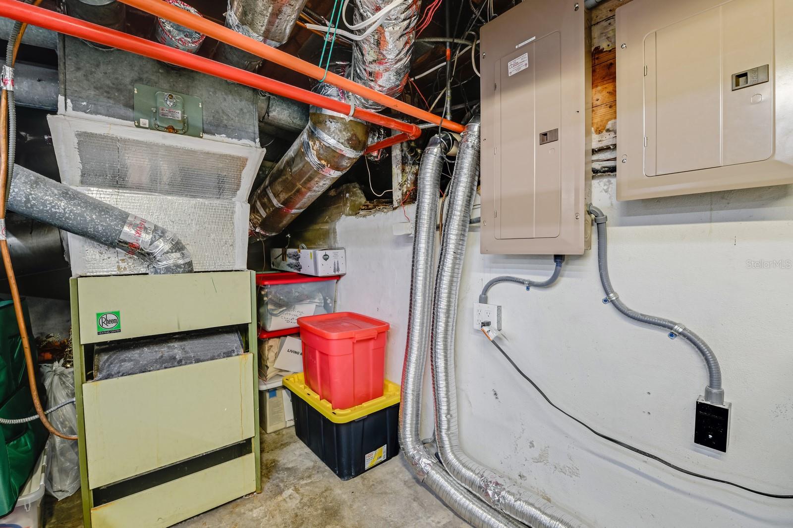 MOUNT DORA TREMAINS - Residential