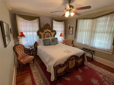 Tiny photo for 347 E 3rd Avenue, Mount Dora, FL 32757 (MLS # V4947879)