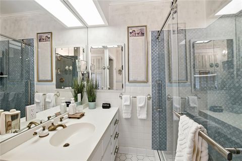 Tiny photo for 347 E 3rd Avenue, Mount Dora, FL 32757 (MLS # V4947879)