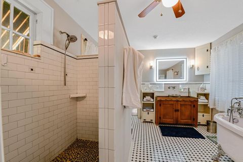 Tiny photo for 347 E 3rd Avenue, Mount Dora, FL 32757 (MLS # V4947879)