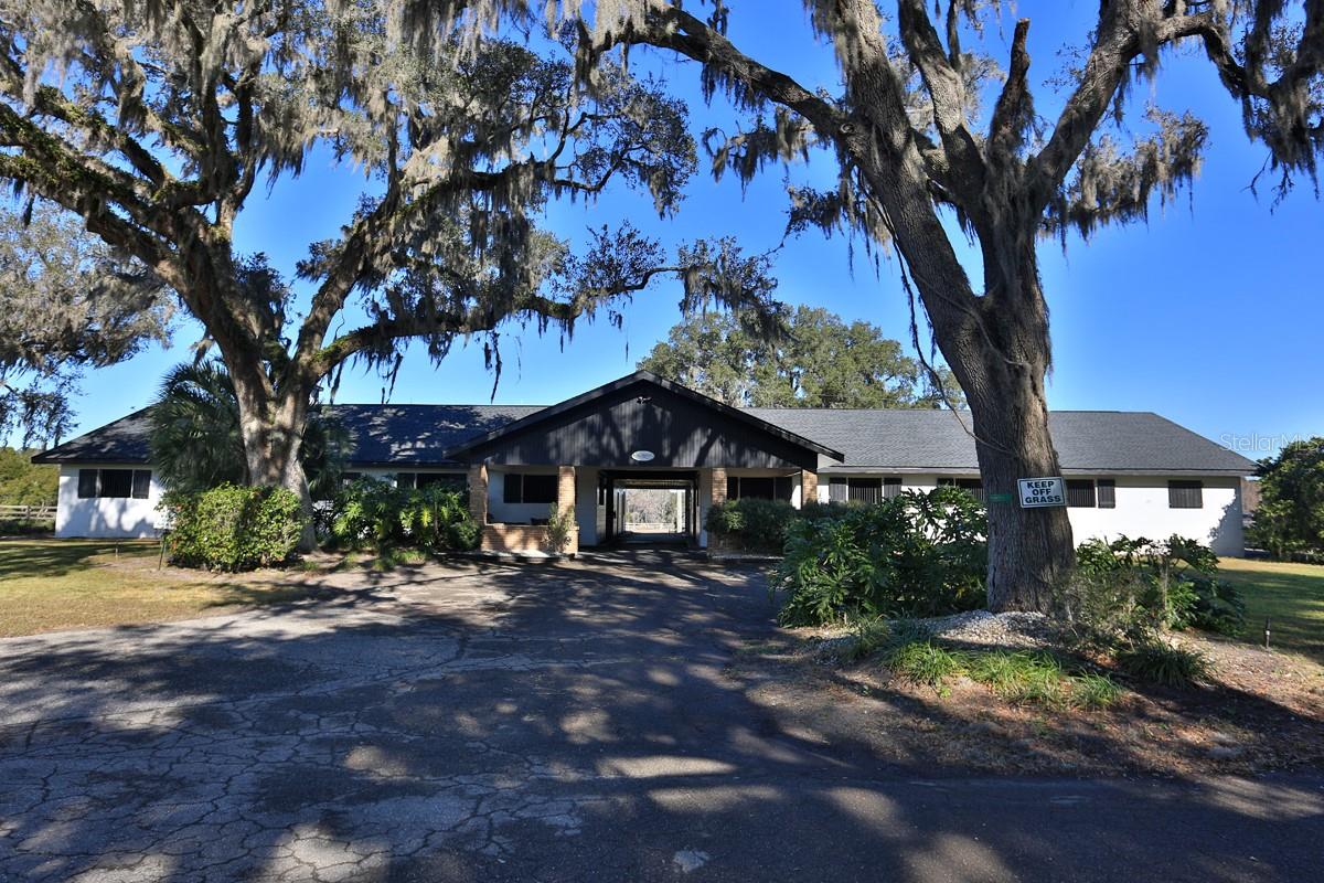 ACREAGE NON SUBDIVISION - Farm