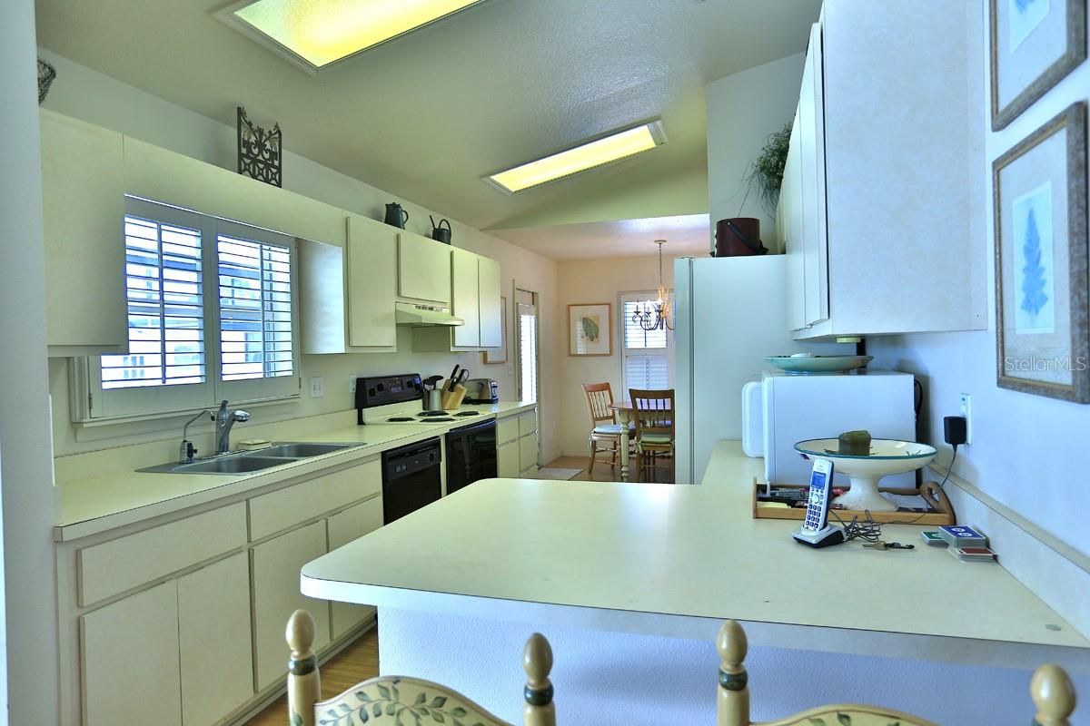 ACREAGE NON SUBDIVISION - Farm