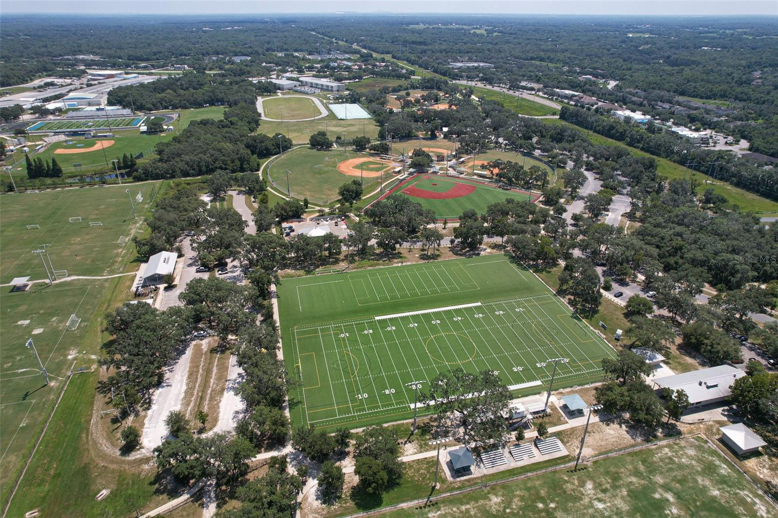 FISHHAWK RANCH WEST PH 1B/1C - Residential Lease