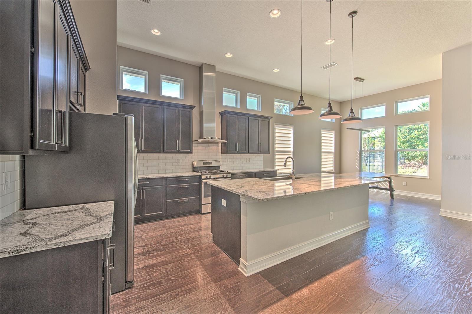 FISHHAWK RANCH WEST PH 1B/1C - Residential Lease